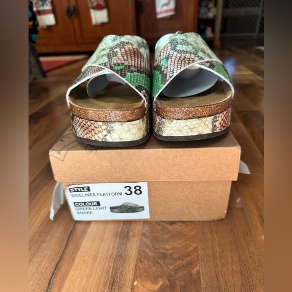 💚FREE PEOPLE Sidelines Flatform Sandals 👡 - Picture 8 of 16